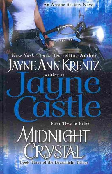 Midnight crystal / Jayne Castle.