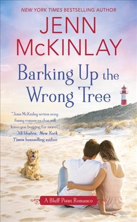 Barking up the wrong tree / Jenn McKinlay.